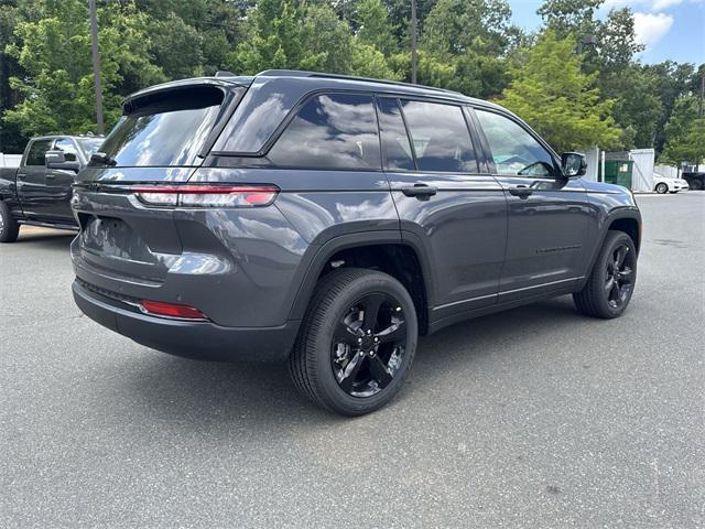 new 2025 Jeep Grand Cherokee car, priced at $37,038