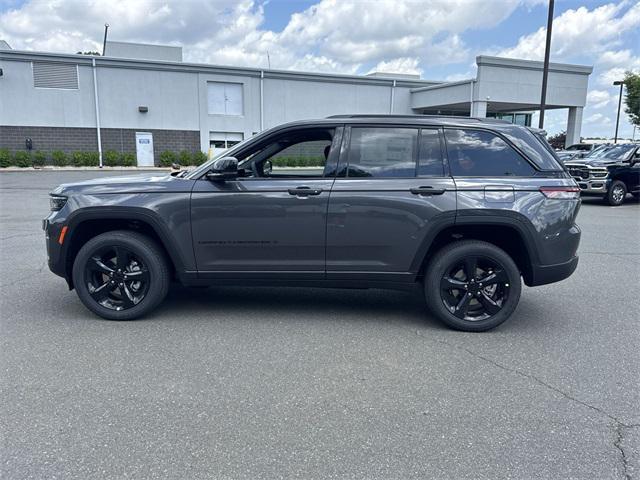 new 2025 Jeep Grand Cherokee car, priced at $37,038