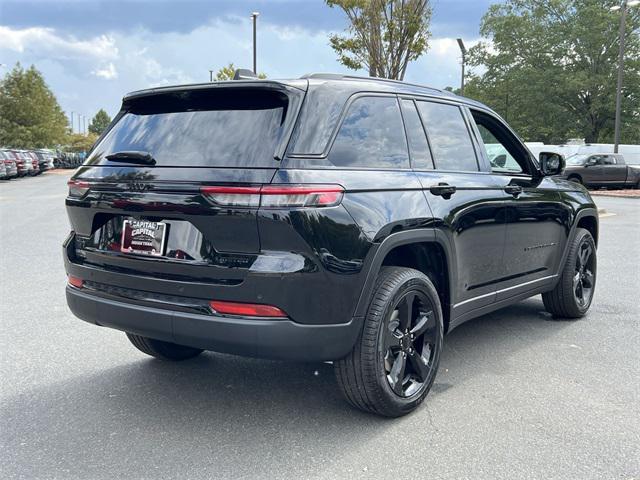 new 2025 Jeep Grand Cherokee car, priced at $46,410