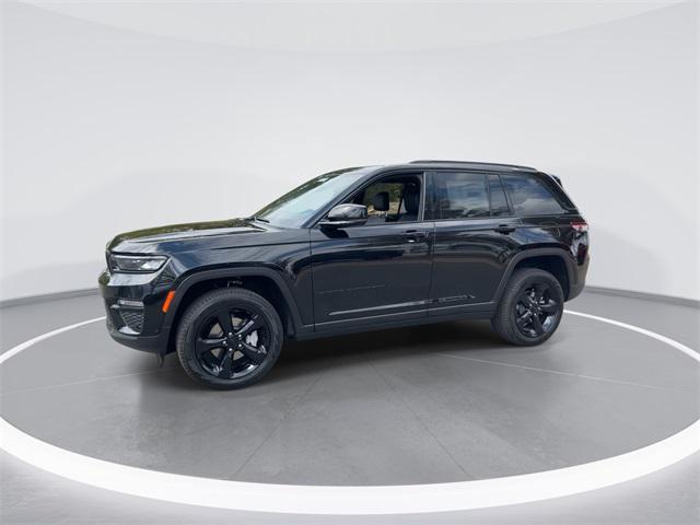 new 2025 Jeep Grand Cherokee car, priced at $46,410