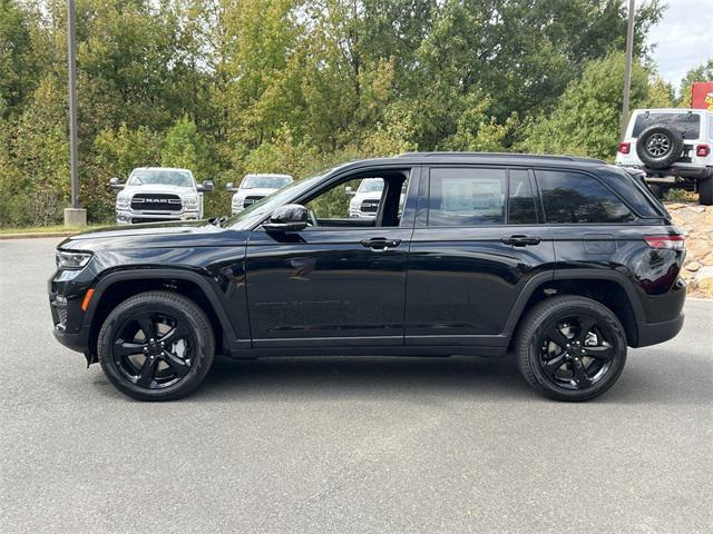 new 2025 Jeep Grand Cherokee car, priced at $46,410