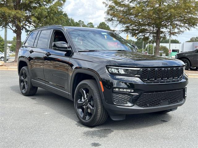new 2025 Jeep Grand Cherokee car, priced at $46,410