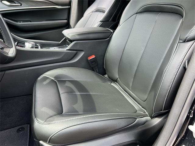 new 2025 Jeep Grand Cherokee car, priced at $46,410