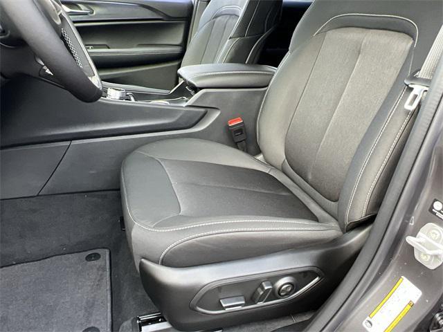 new 2025 Jeep Grand Cherokee car, priced at $35,920