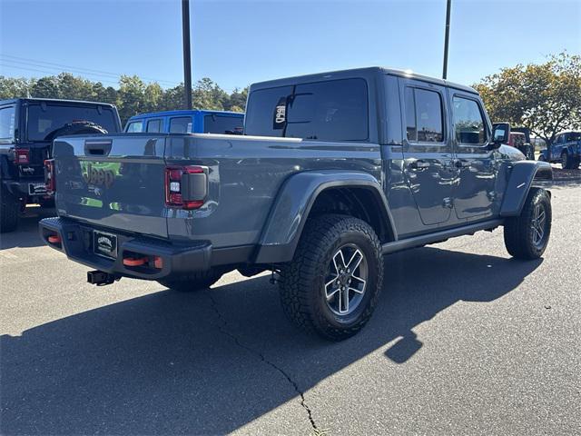 new 2025 Jeep Gladiator car, priced at $44,990