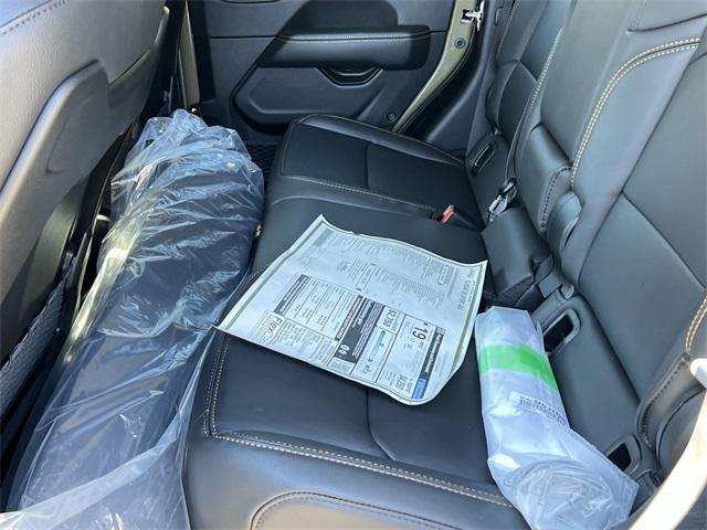 new 2025 Jeep Gladiator car, priced at $43,471