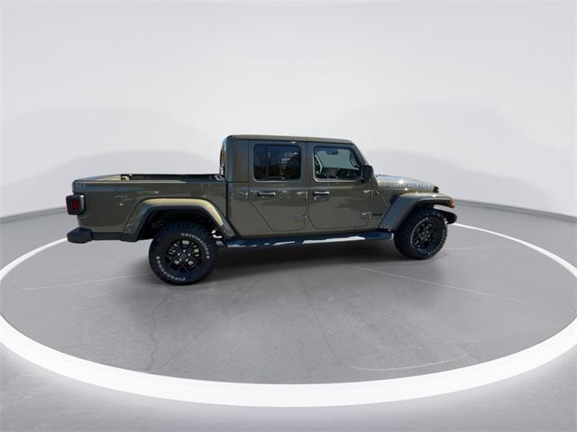 new 2025 Jeep Gladiator car, priced at $43,471