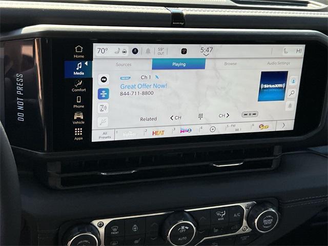 new 2025 Jeep Gladiator car, priced at $43,471