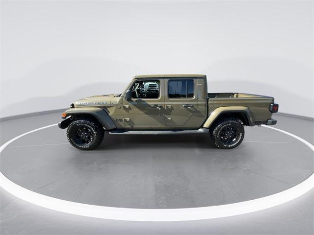 new 2025 Jeep Gladiator car, priced at $43,471