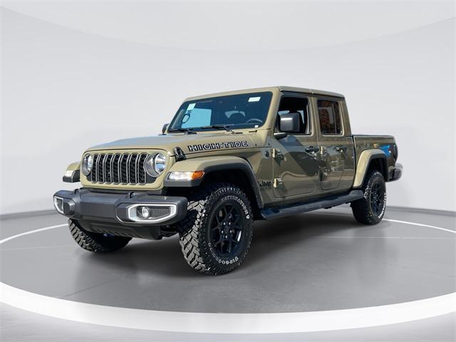 new 2025 Jeep Gladiator car, priced at $43,471