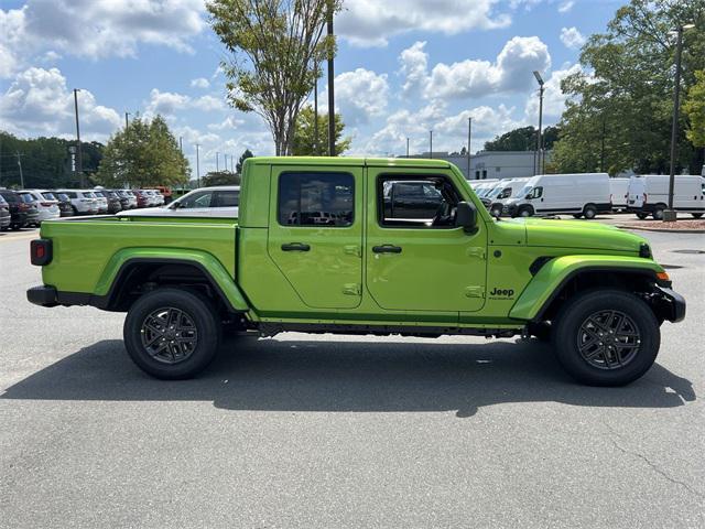 new 2025 Jeep Gladiator car, priced at $38,850