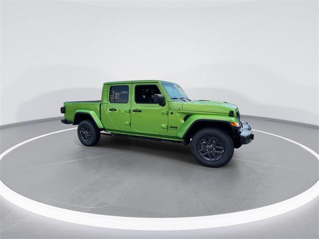 new 2025 Jeep Gladiator car, priced at $38,850