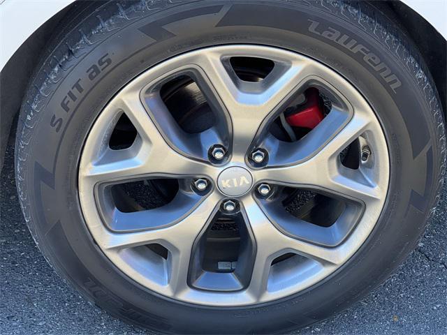 used 2018 Kia Sorento car, priced at $12,998