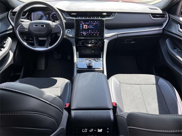 new 2025 Jeep Grand Cherokee L car, priced at $41,125