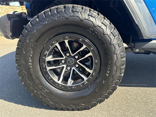 new 2025 Jeep Wrangler car, priced at $53,270