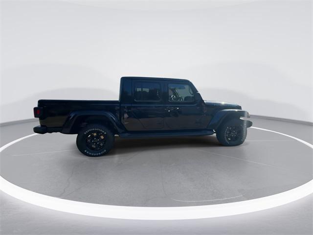 new 2025 Jeep Gladiator car, priced at $42,352