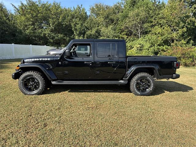 new 2025 Jeep Gladiator car, priced at $42,352
