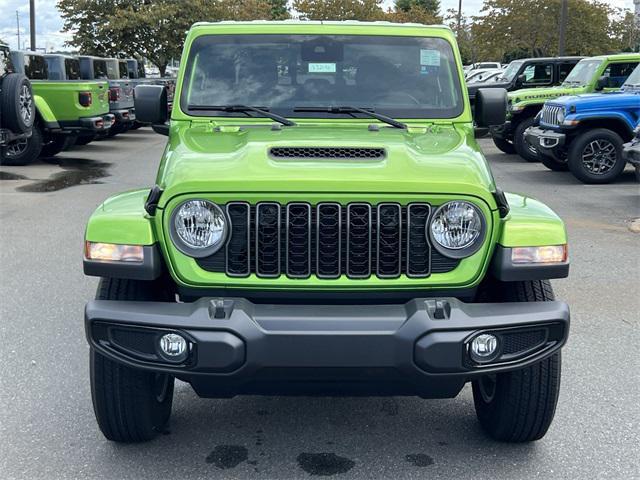 new 2025 Jeep Gladiator car, priced at $41,294