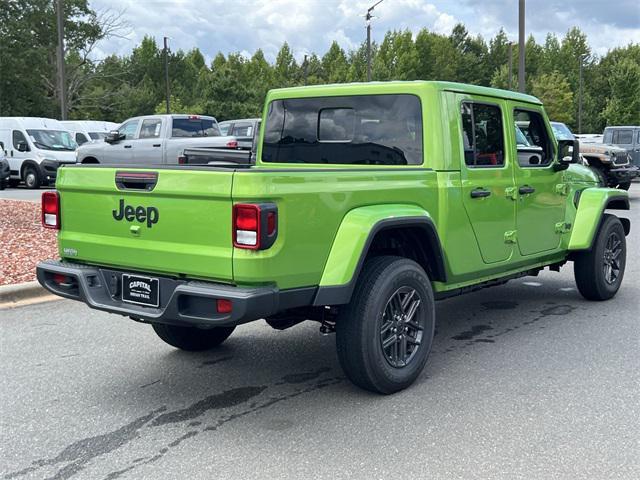 new 2025 Jeep Gladiator car, priced at $41,294