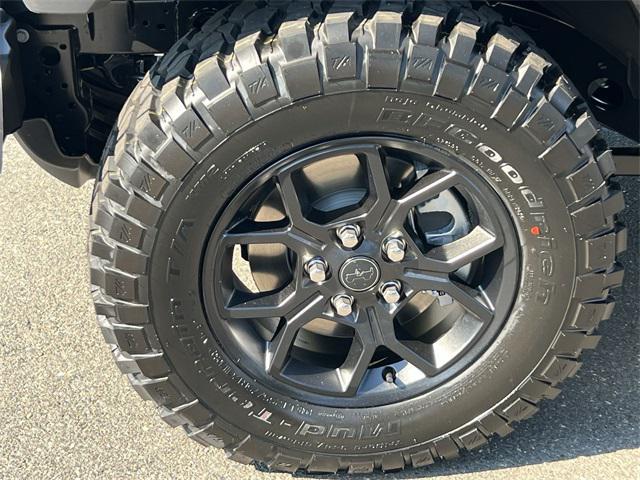 new 2025 Jeep Gladiator car, priced at $42,352