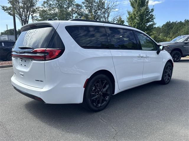 new 2026 Chrysler Pacifica car, priced at $46,044