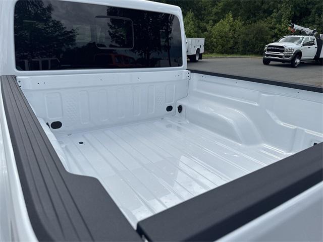 new 2025 Jeep Gladiator car, priced at $52,704