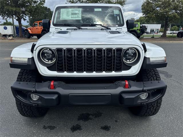 new 2025 Jeep Gladiator car, priced at $52,704