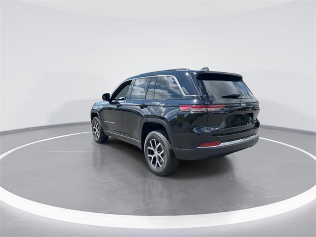 new 2025 Jeep Grand Cherokee car, priced at $39,056