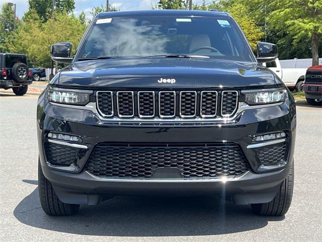 new 2025 Jeep Grand Cherokee car, priced at $39,056