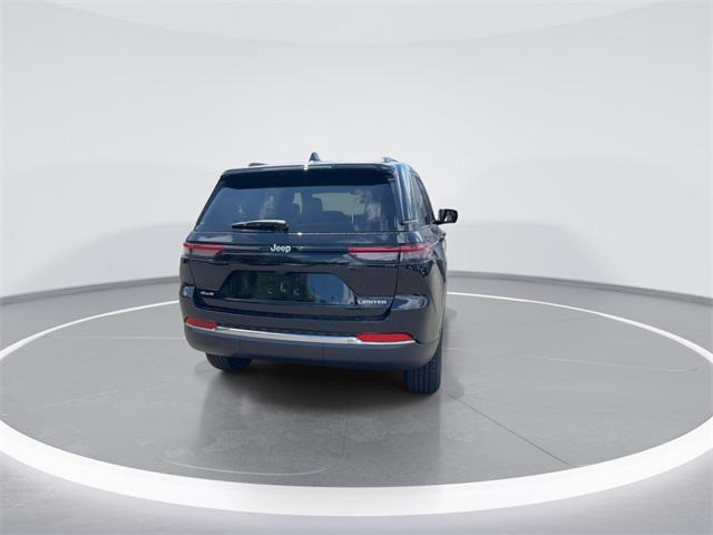 new 2025 Jeep Grand Cherokee car, priced at $39,056