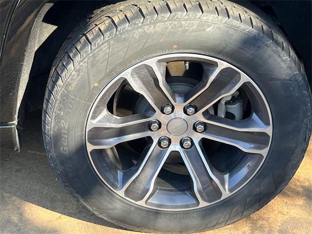 used 2024 Jeep Grand Wagoneer L car, priced at $51,899