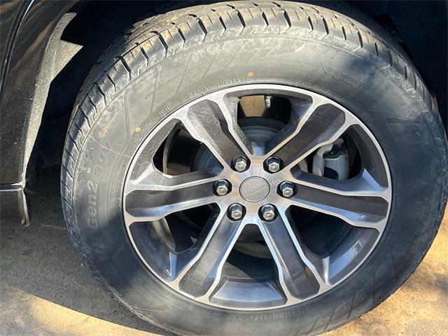 used 2024 Jeep Grand Wagoneer L car, priced at $51,899