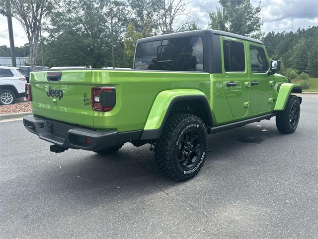new 2025 Jeep Gladiator car, priced at $42,587