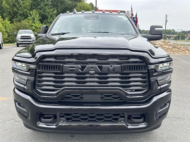 new 2025 Ram 3500 car, priced at $72,862