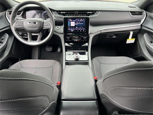 new 2025 Jeep Grand Cherokee L car, priced at $37,913