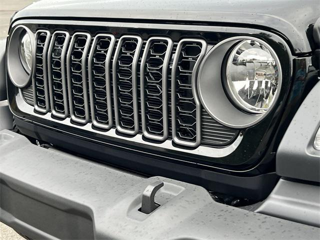 new 2026 Jeep Wrangler car, priced at $45,714