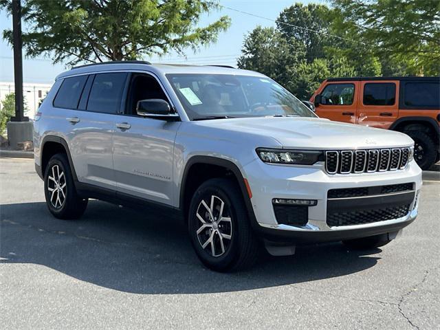 new 2025 Jeep Grand Cherokee L car, priced at $43,029