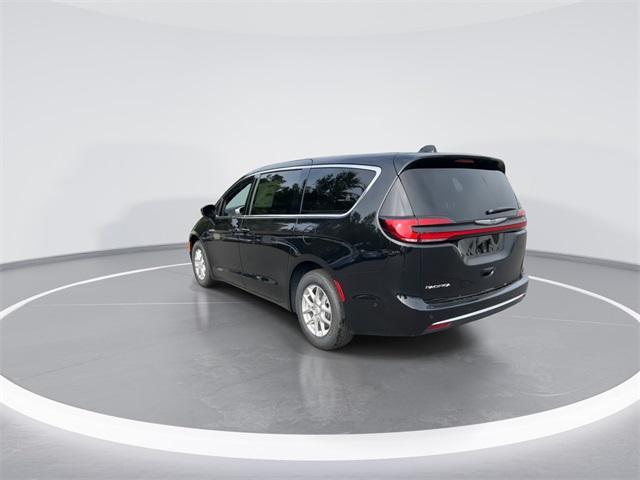 new 2025 Chrysler Pacifica car, priced at $39,791