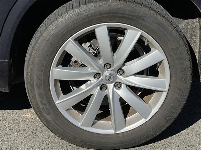 used 2017 Volvo XC90 car, priced at $15,998