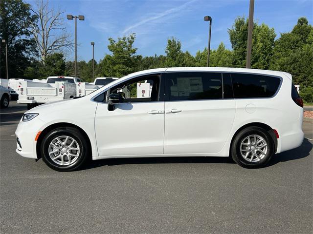 new 2025 Chrysler Pacifica car, priced at $38,700