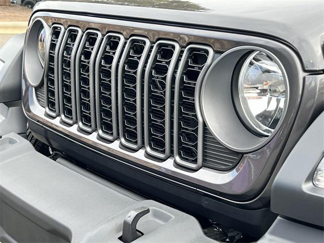 new 2026 Jeep Wrangler car, priced at $45,714