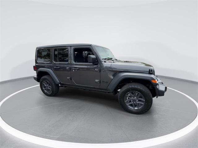 new 2026 Jeep Wrangler car, priced at $45,714
