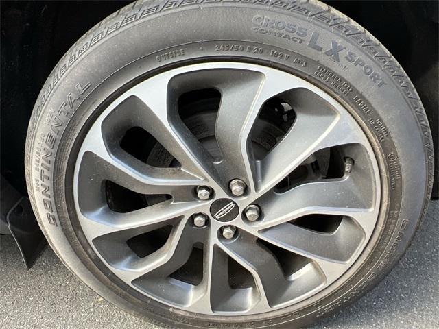 used 2022 Lincoln Nautilus car, priced at $35,451