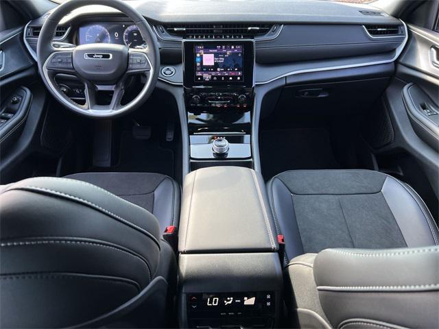 new 2025 Jeep Grand Cherokee L car, priced at $39,480