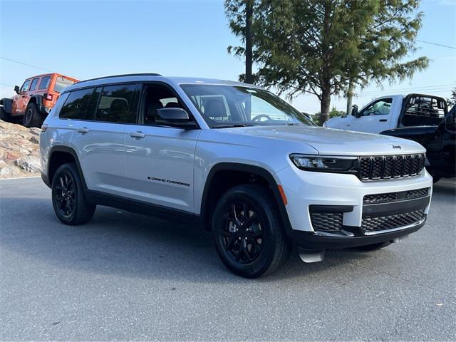 new 2025 Jeep Grand Cherokee L car, priced at $39,480