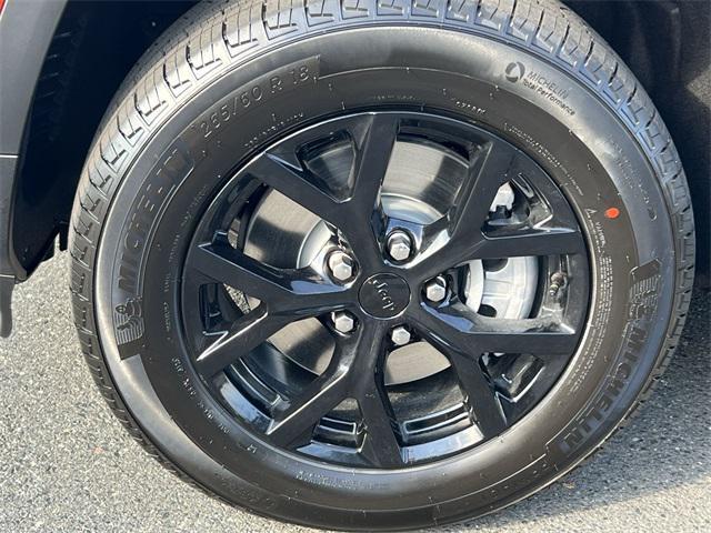 new 2025 Jeep Grand Cherokee L car, priced at $39,480