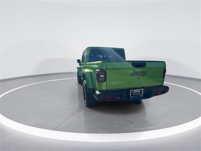 new 2025 Jeep Gladiator car, priced at $52,401