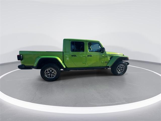 new 2025 Jeep Gladiator car, priced at $52,401