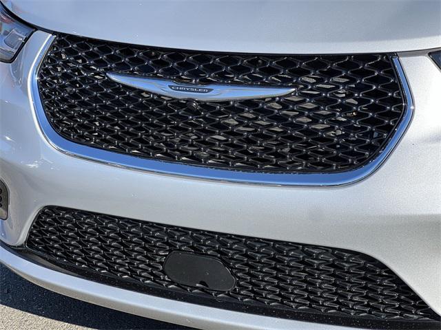 used 2024 Chrysler Pacifica car, priced at $30,499