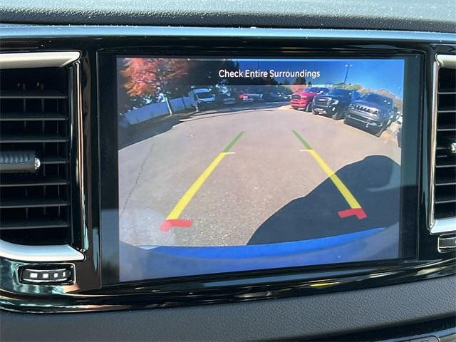 used 2024 Chrysler Pacifica car, priced at $30,499